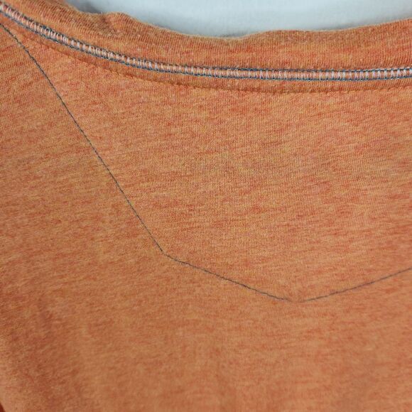 Robert Graham Mens Short Sleeve V-Neck Tee Size Medium - Picture 5 of 5